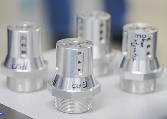KEMPF workshop at a CNC machine