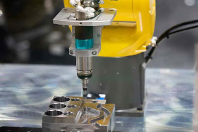 Entgraten mit Roboter